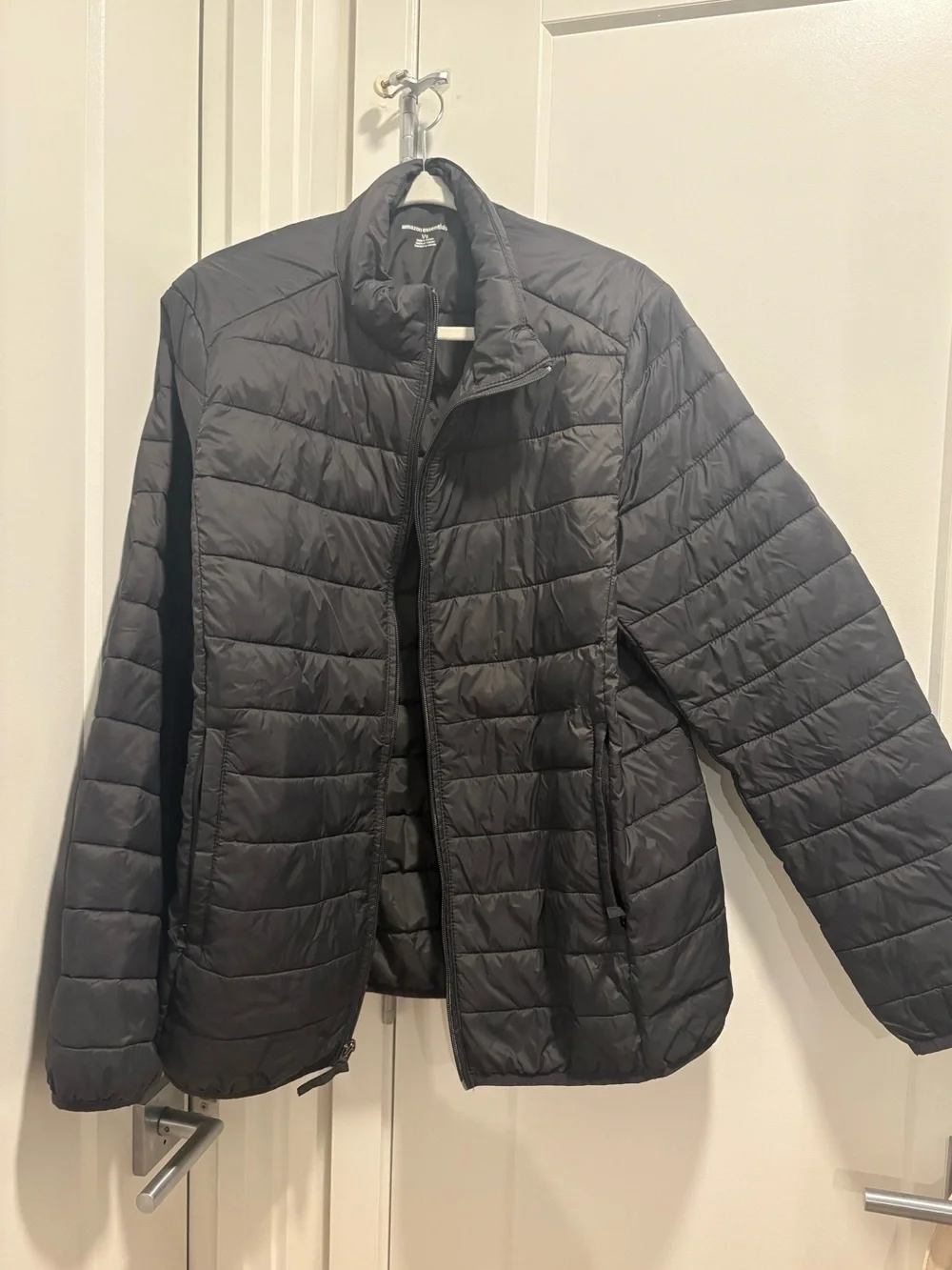 Men’s size L Amazon Essentials jacket